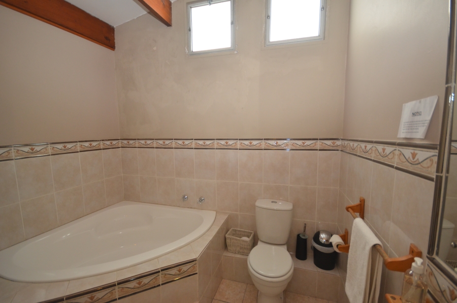 9 Bedroom Property for Sale in Nahoon Eastern Cape